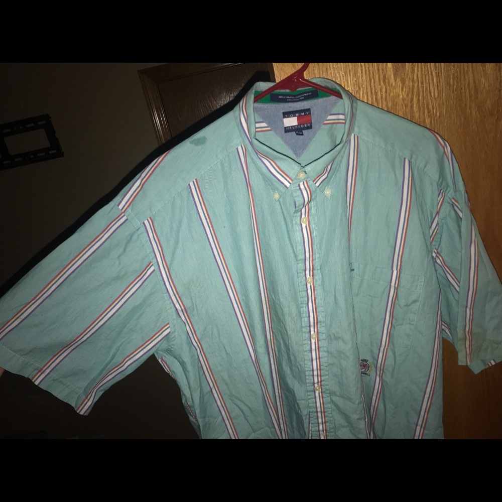 Vintage Tommy Hilfigher Button up